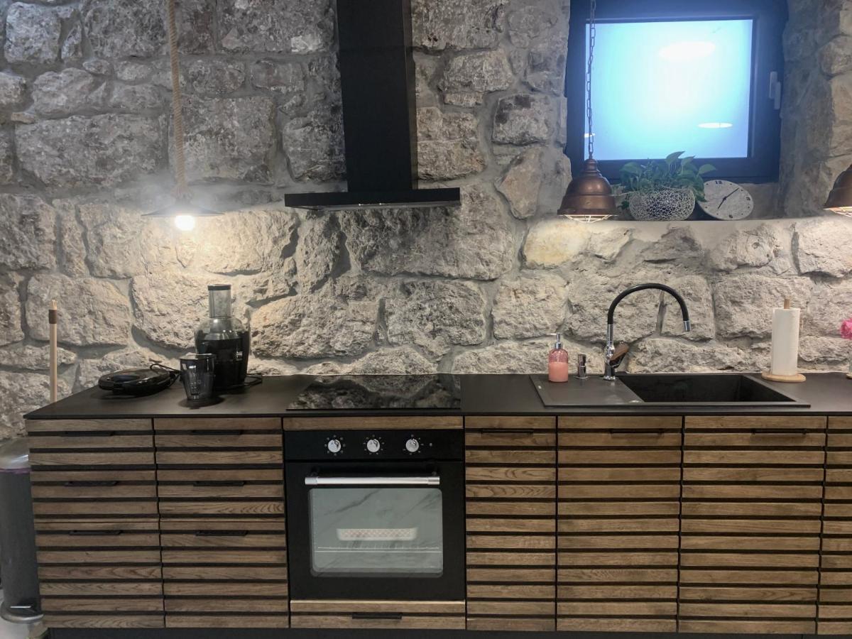 Artspace Location-Opatija-3 Bedroom House With Rooftop Garden By Beach Exterior photo