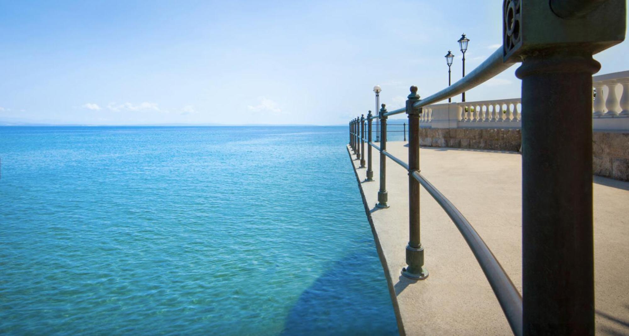 Artspace Location-Opatija-3 Bedroom House With Rooftop Garden By Beach Exterior photo