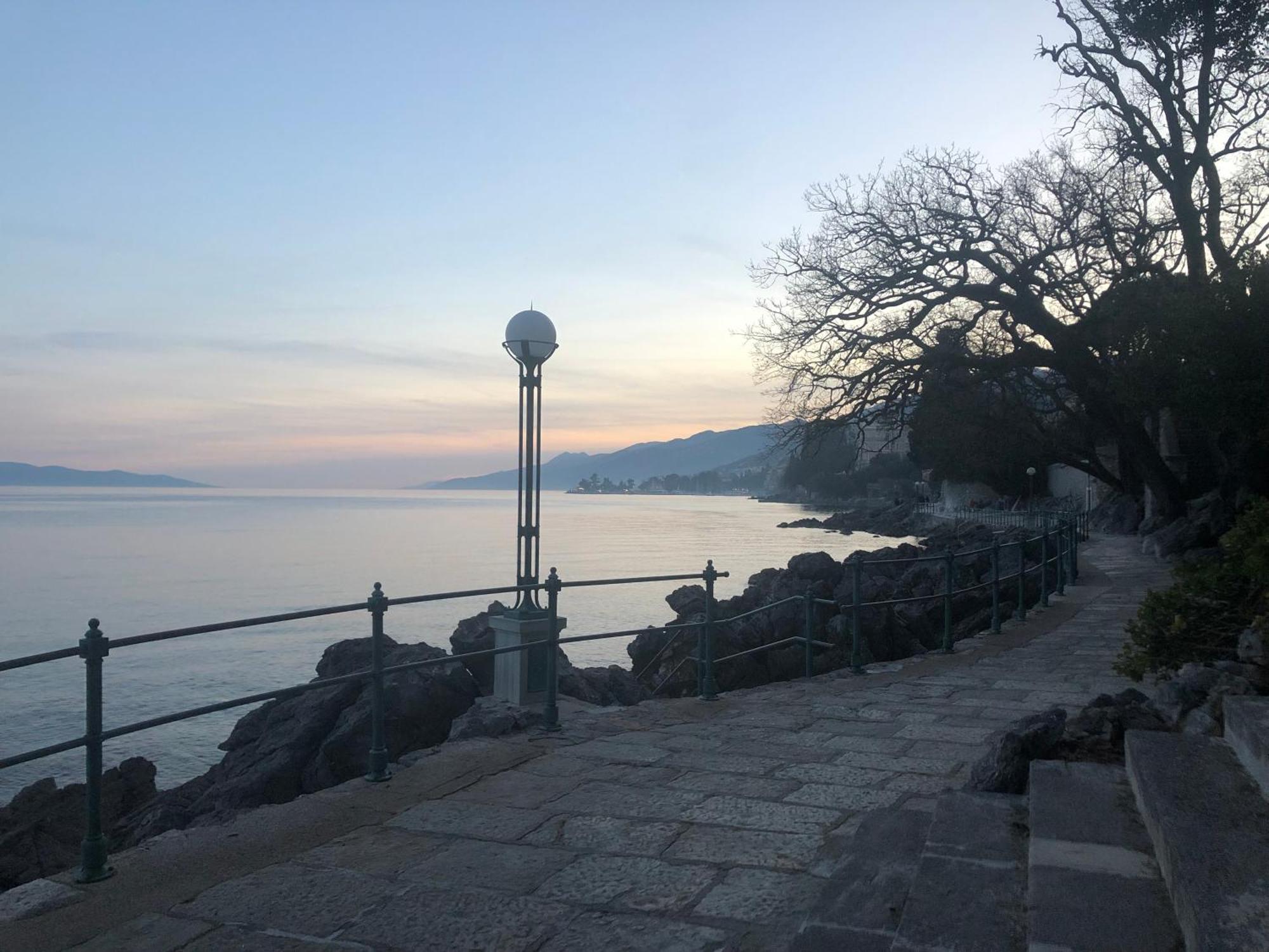 Artspace Location-Opatija-3 Bedroom House With Rooftop Garden By Beach Exterior photo