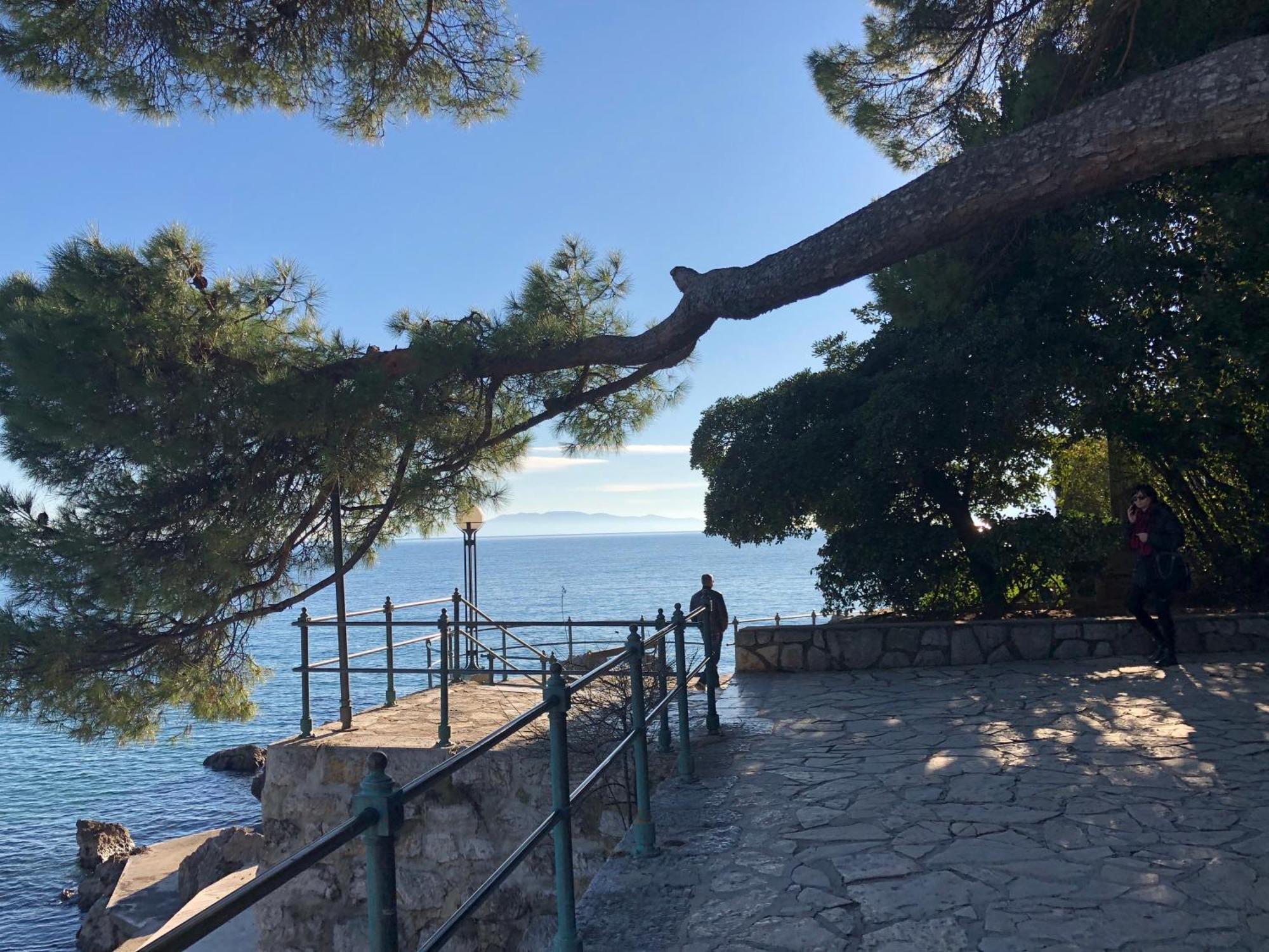 Artspace Location-Opatija-3 Bedroom House With Rooftop Garden By Beach Exterior photo